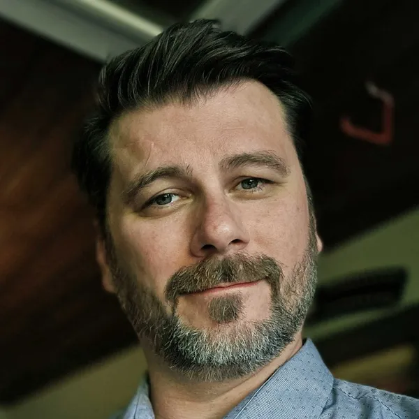 John Fosti headshot